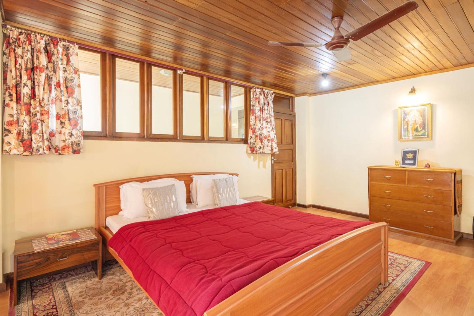 La Ipsing Farm By Stayvista - 3 Bhk Villa With Balcony, Mountain View, Indoor Games, And Pet Friendly Samdong Екстериор снимка